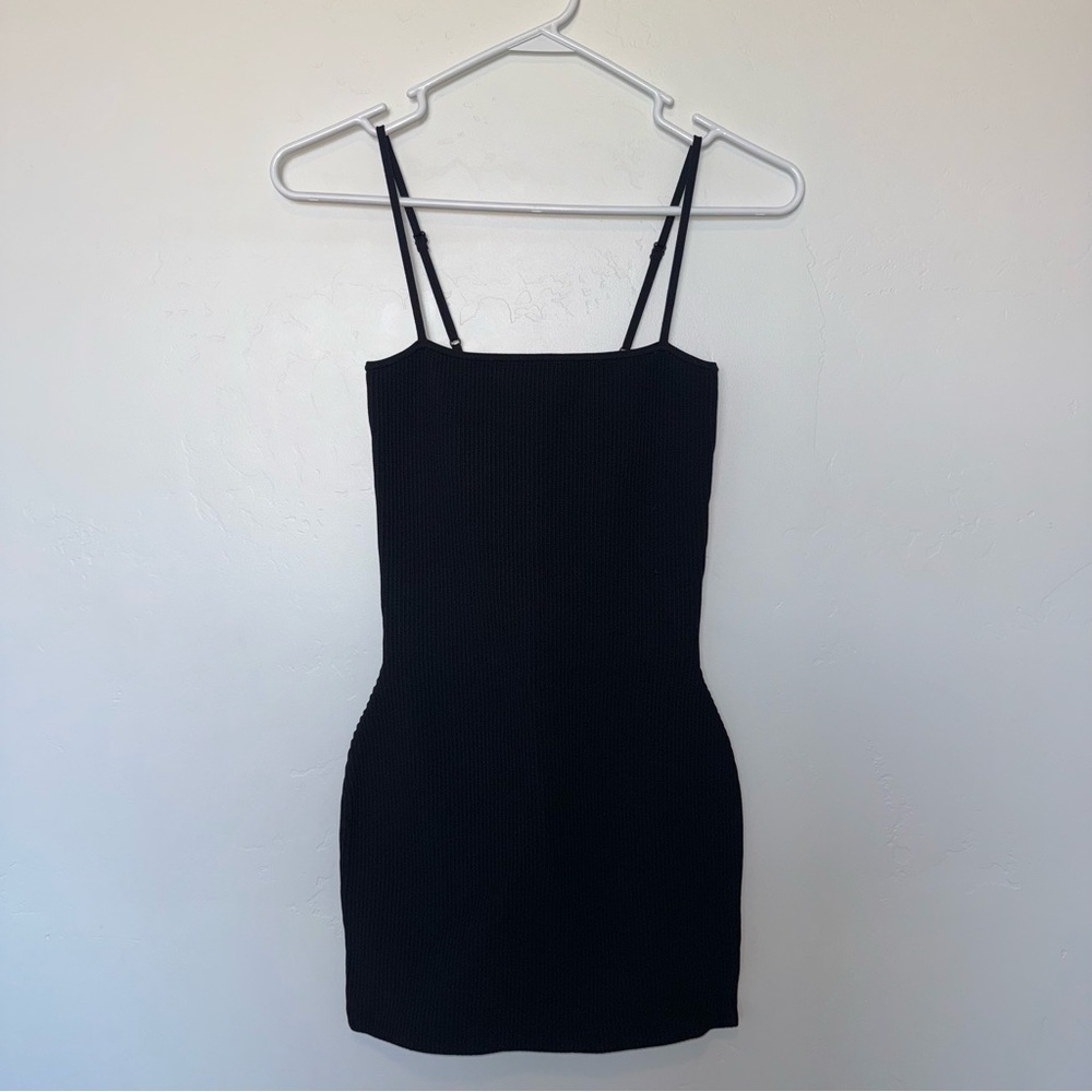 Aritzia Babaton Sculpt Knit Cami Dress Black XS - Picture 4 of 8